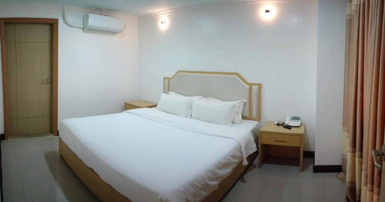 Punta Clark Hotel Clark Field Екстер'єр фото