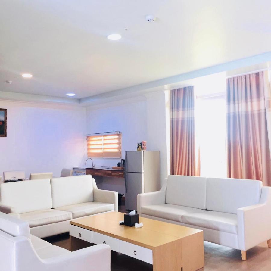 Punta Clark Hotel Clark Field Екстер'єр фото